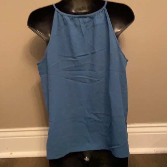 Ann Taylor Loft Top - Picture 2 of 5